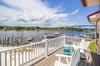 Walk outside to the big white beach on the quiet water of the Intercoastal waterway. Kayak, life jackets and more provided by owner.