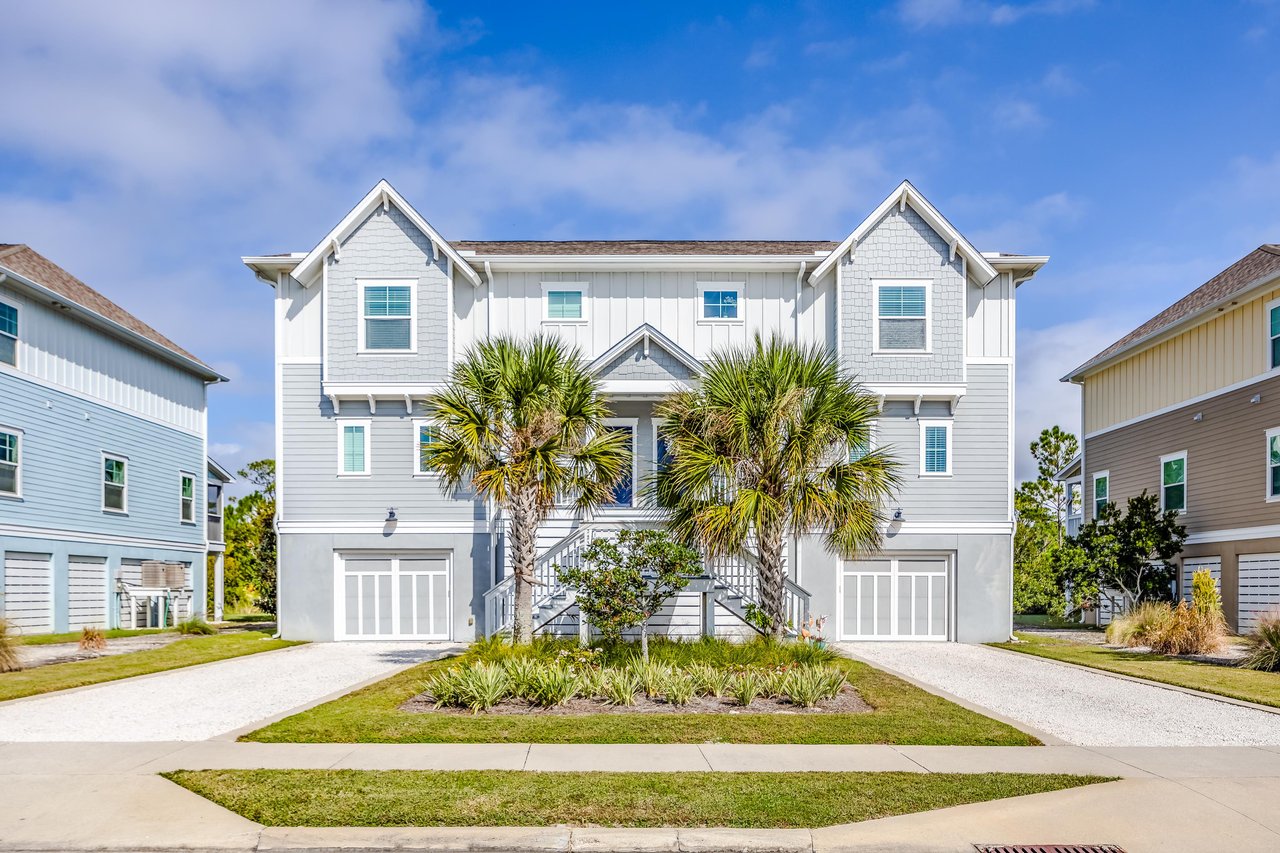 Island Living In This Beautiful Townhome Embodies The Lost Key