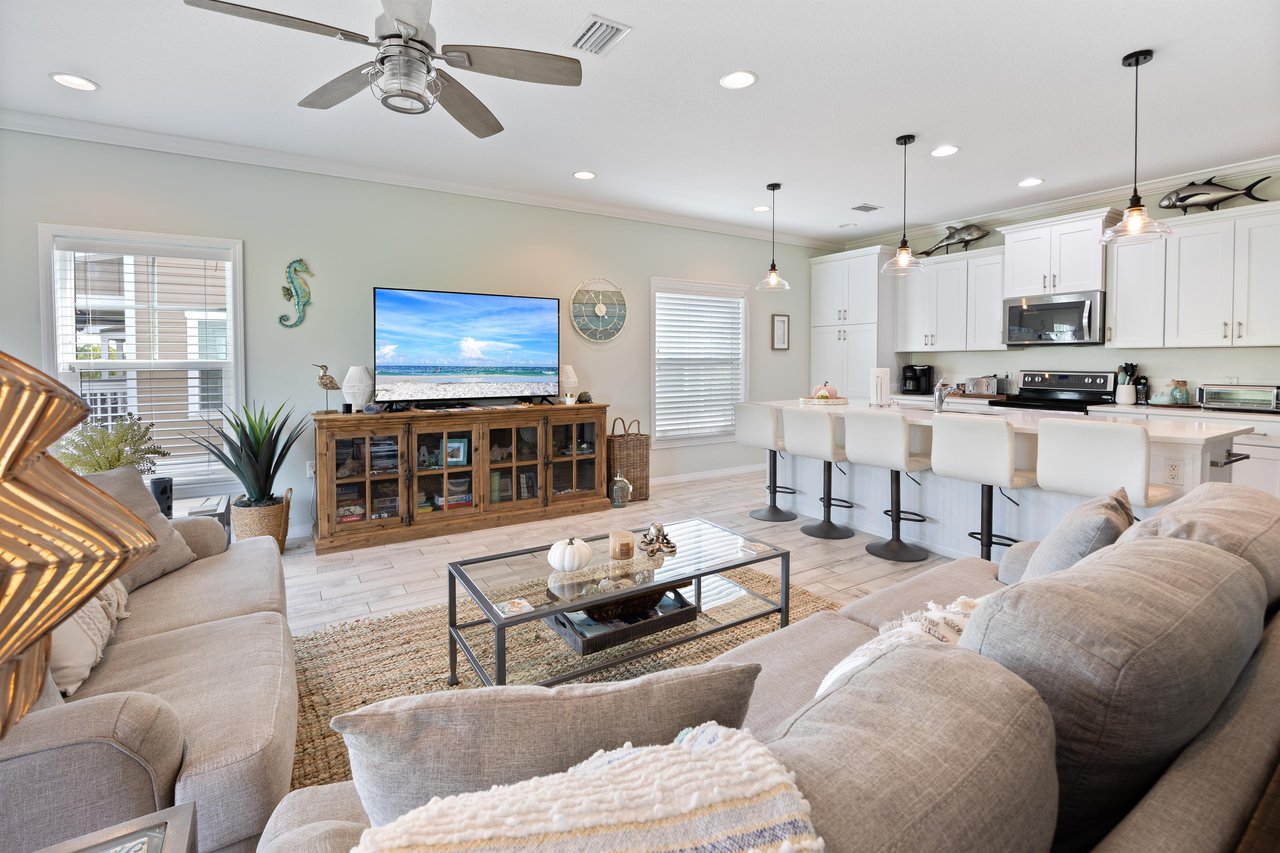 Island Living In This Beautiful Townhome Embodies The Lost Key