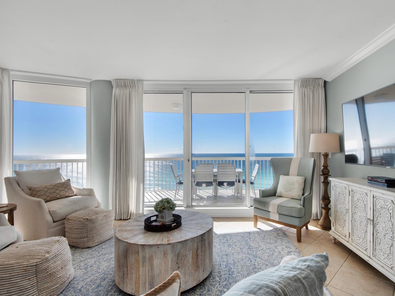 1502732 Living Area With Access To Private Balcony