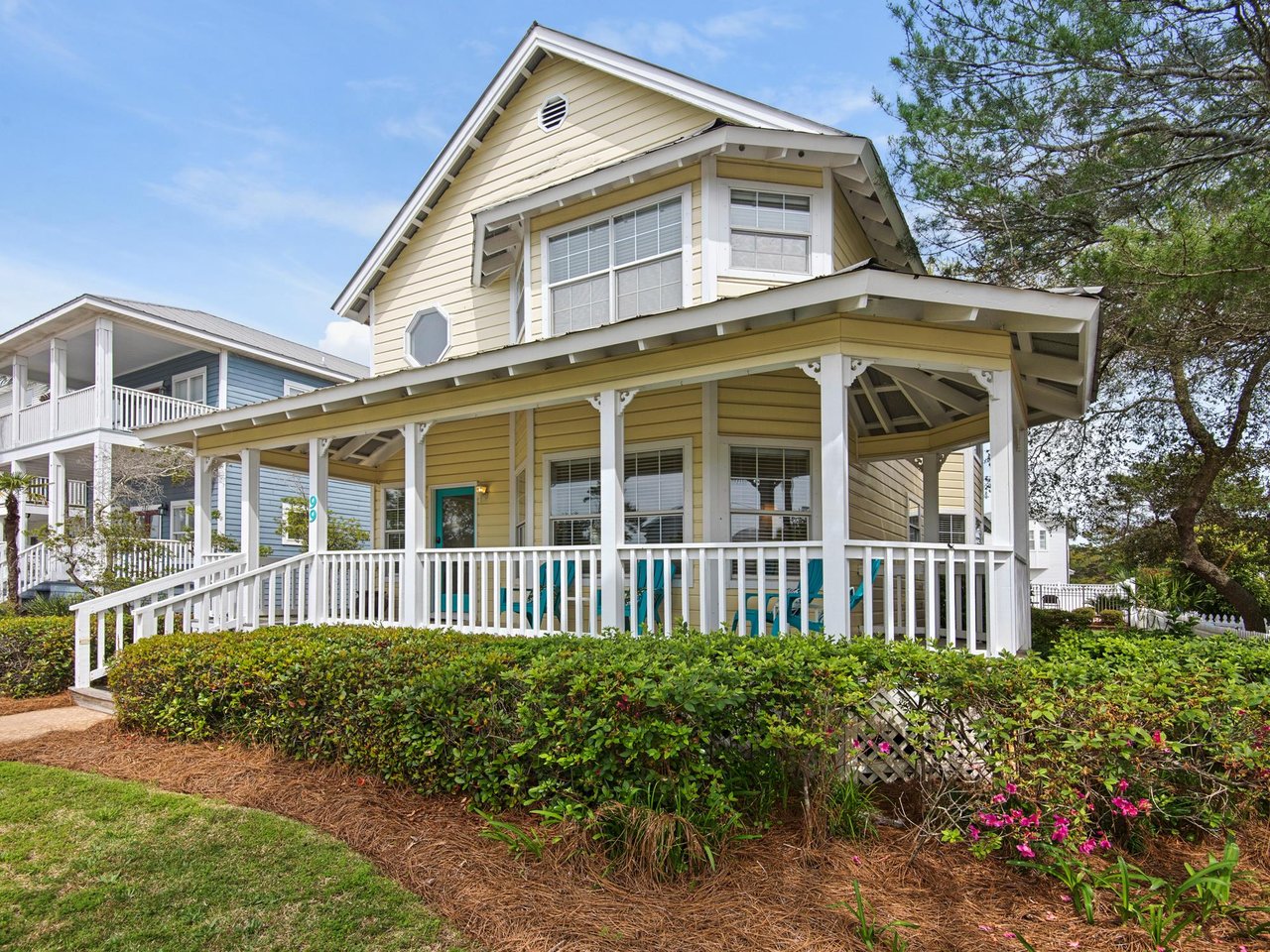 160221 Large Porch For Spending Time Outside