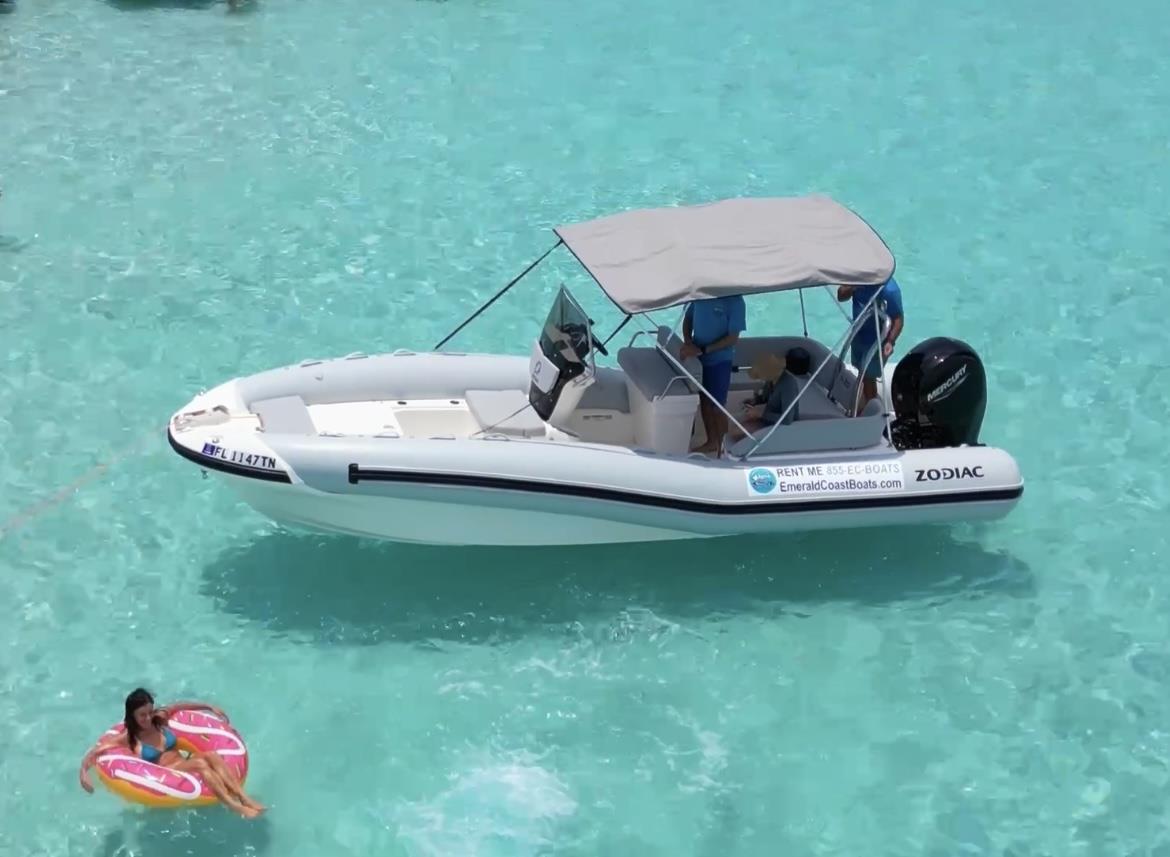 1646296 Rib Boat