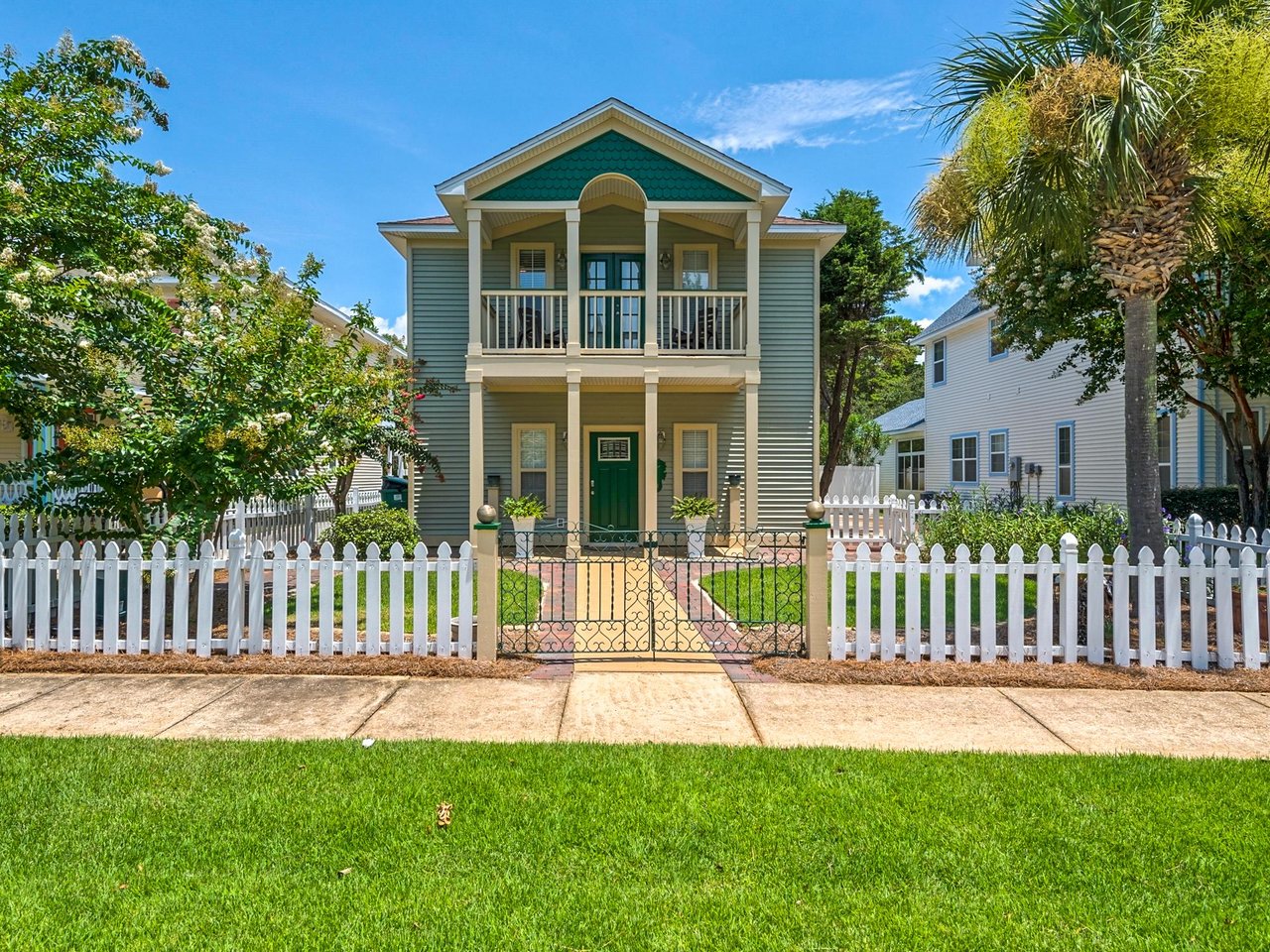 166793 Welcome To Emerald Seahorse