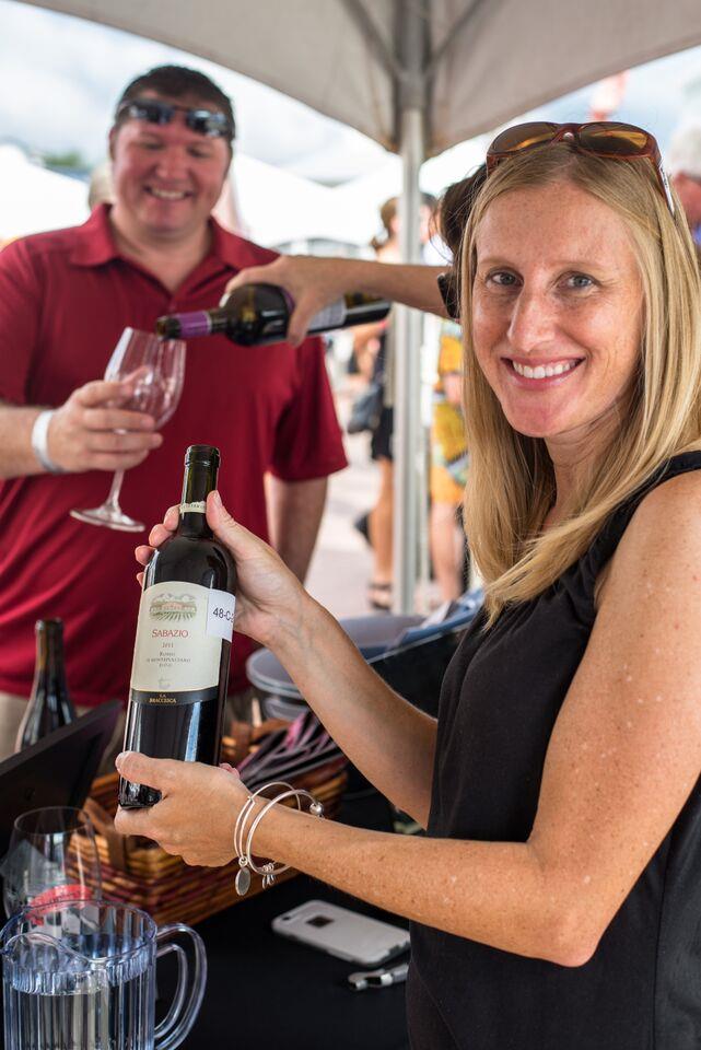 187000 Seeing Red Wine Festival 2015