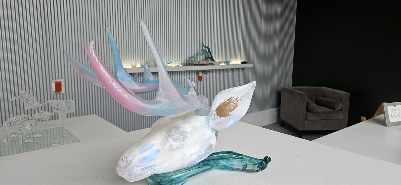 1958616 Glass Deer  Deer