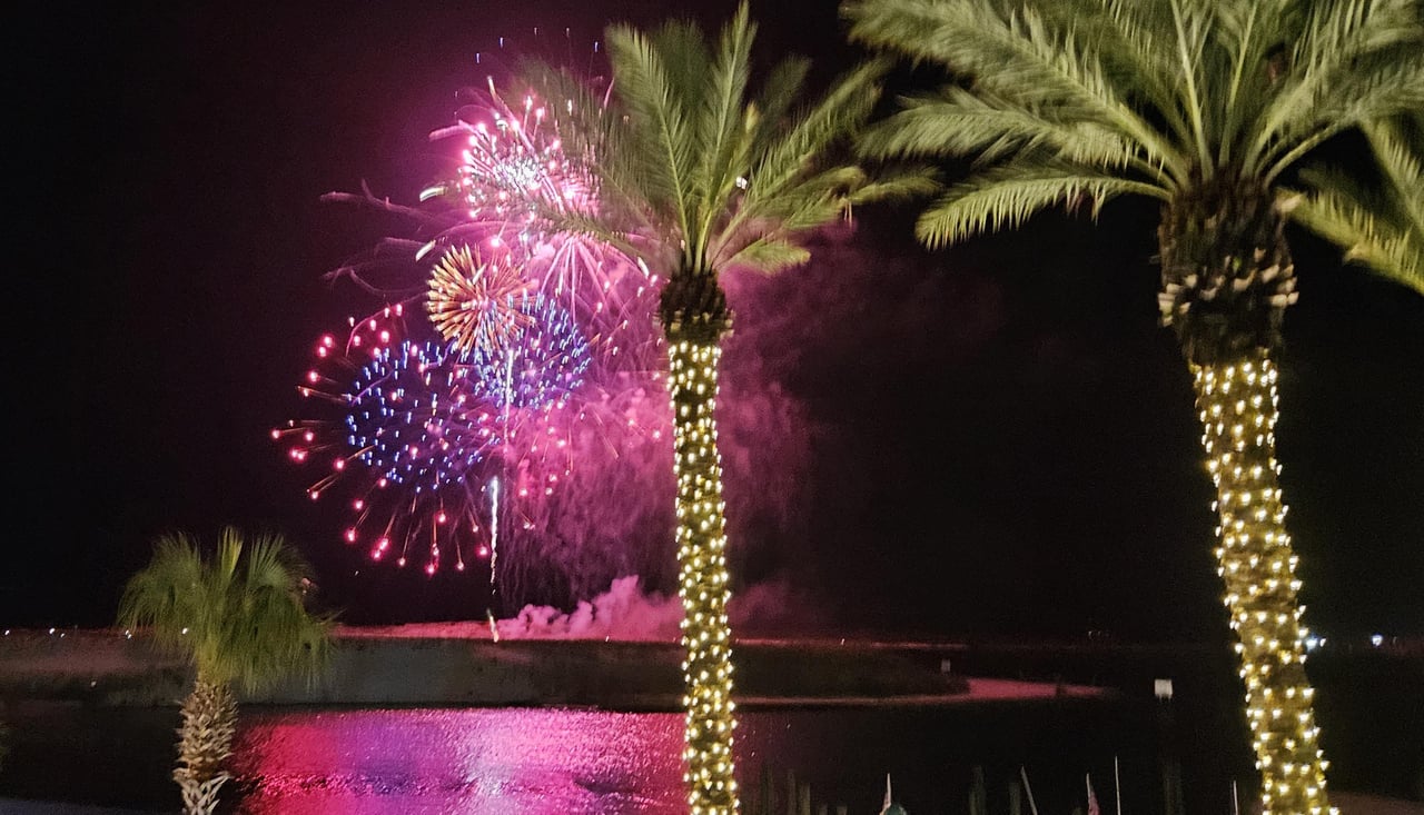 Fireworks Destin 1