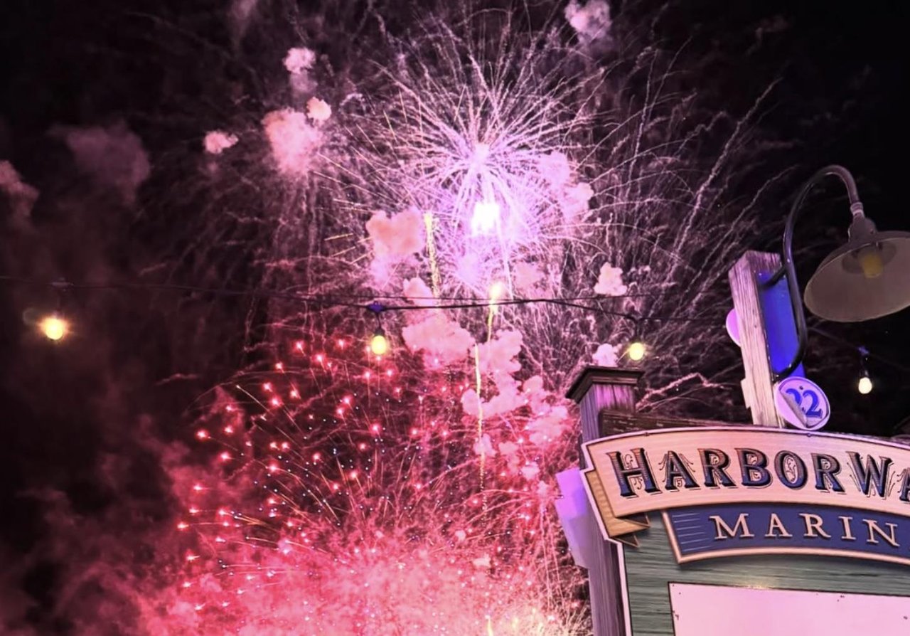 harborwalk village fireworks