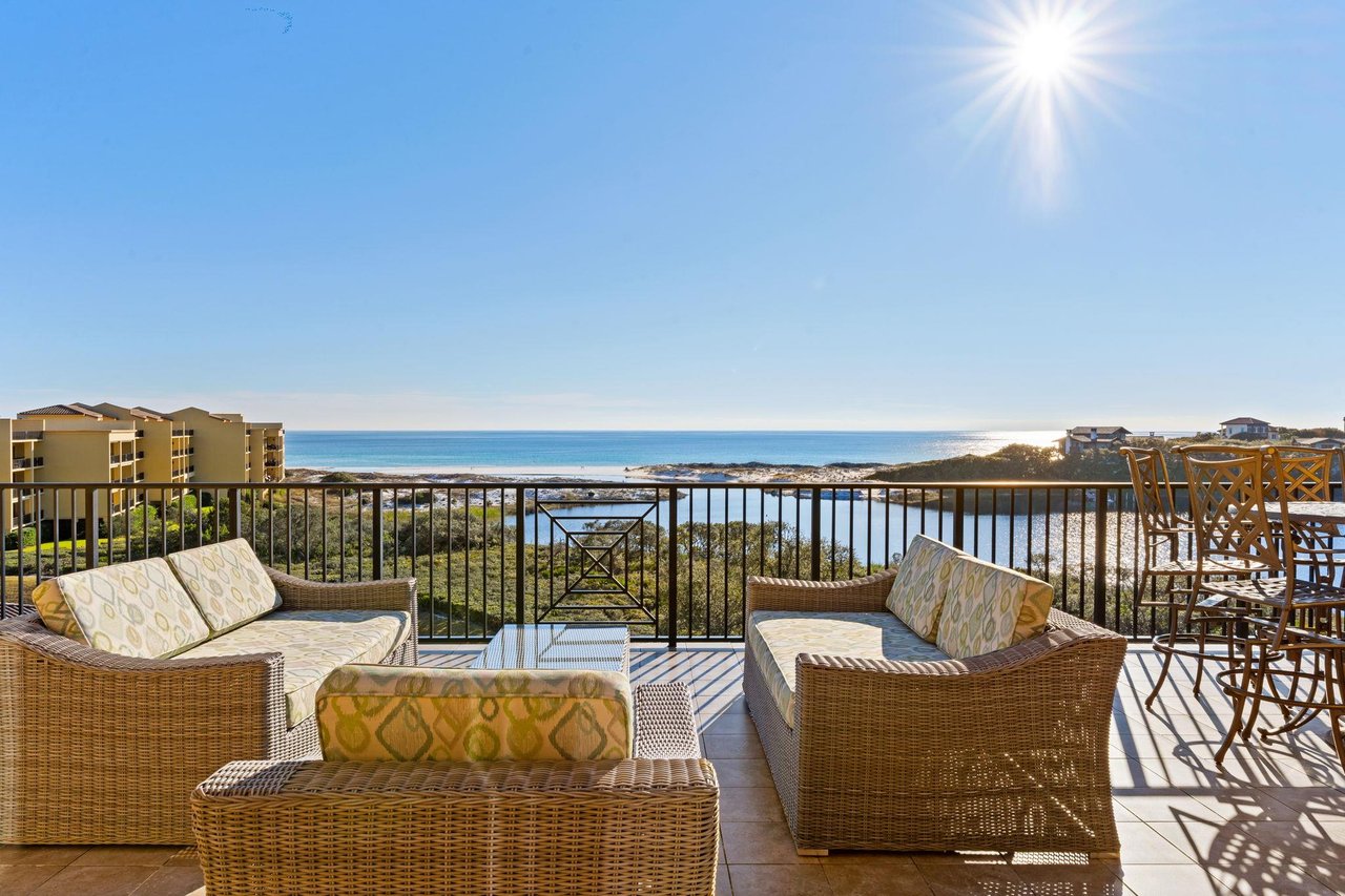 Welcome to Sanctuary by the Sea 3106