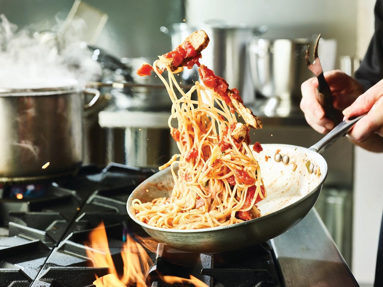 2214057 168855730_3770383739705625_4444756993769589274_n