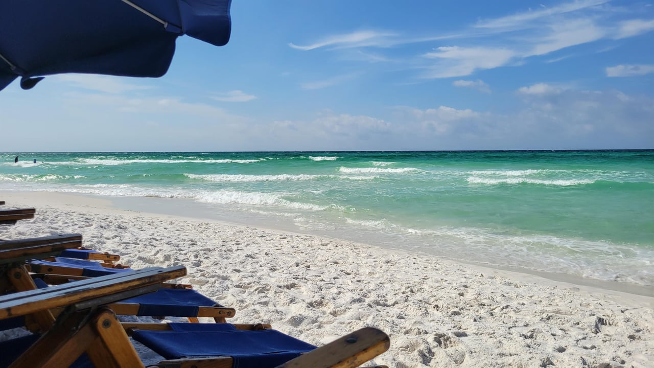 2216852 2021 Beach View 