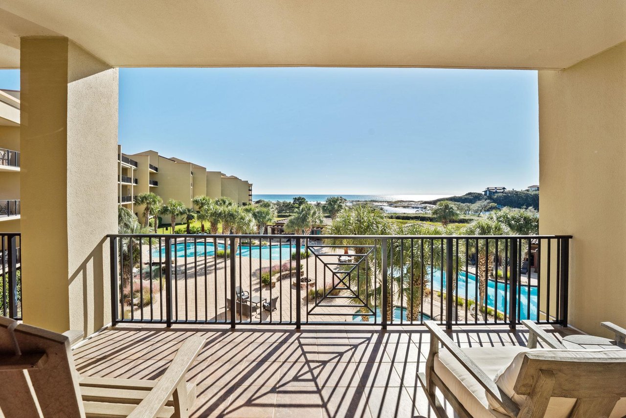 Welcome to Sanctuary by the Sea 2110