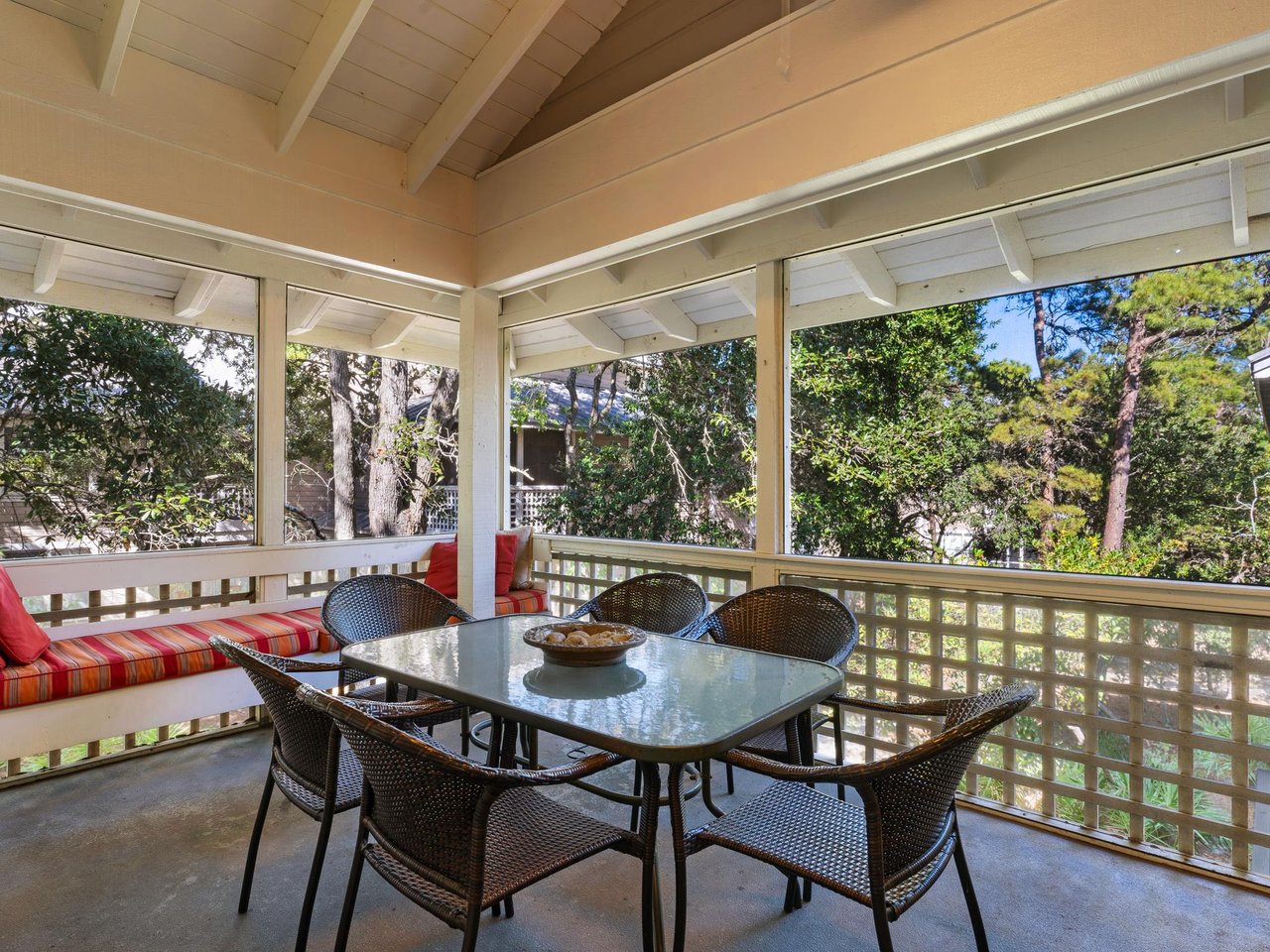 Private Screened Porch