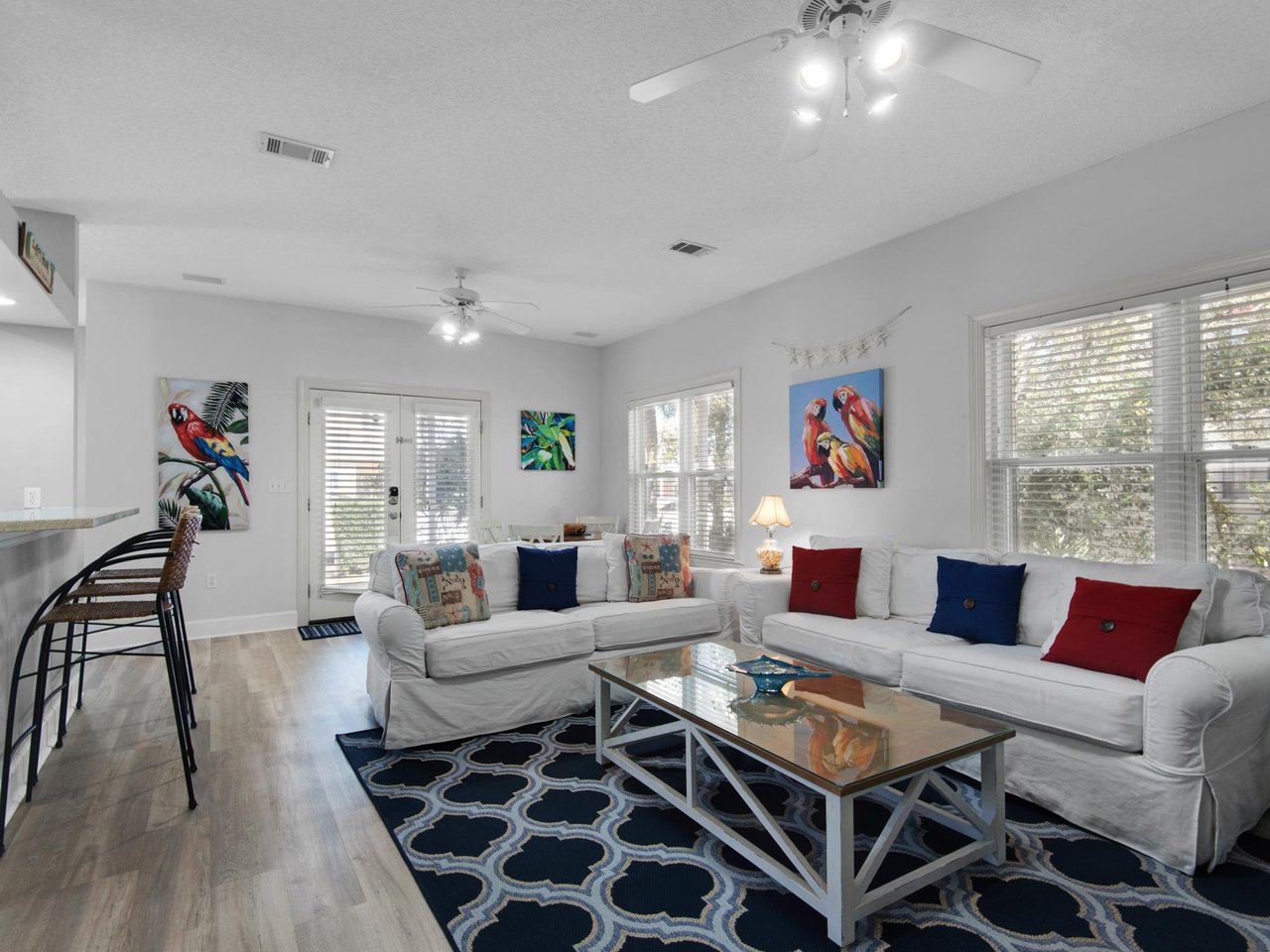 424052 Vacation Memories Start Here