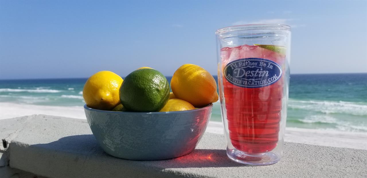 451926 451803befreesunsetcocktailb