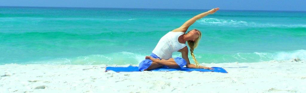 Yoga_Pose_On_Beach