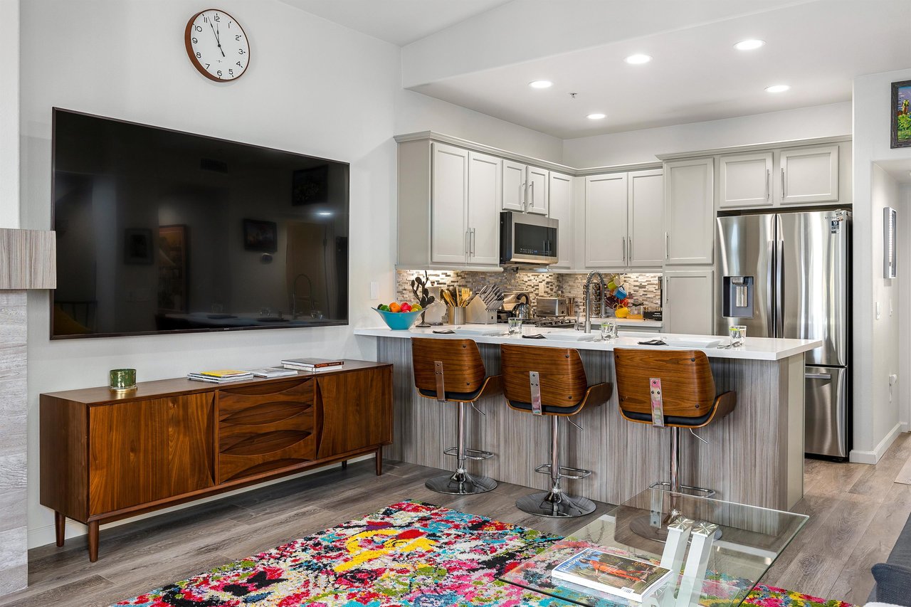 Room for three at the breakfast bar