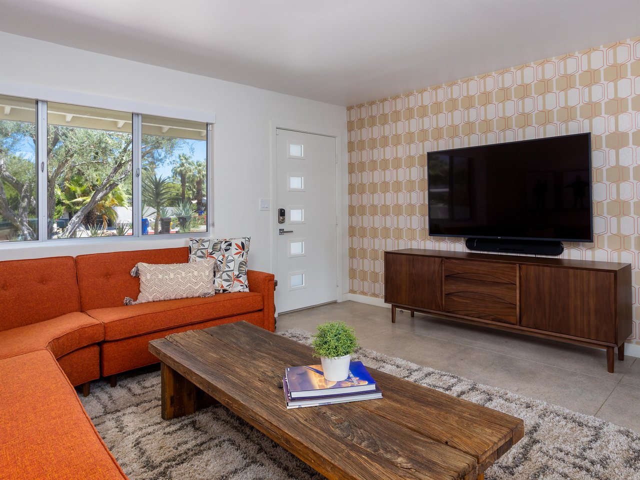 The Fab Four at El Mirador  Five Flatscreen Televisions