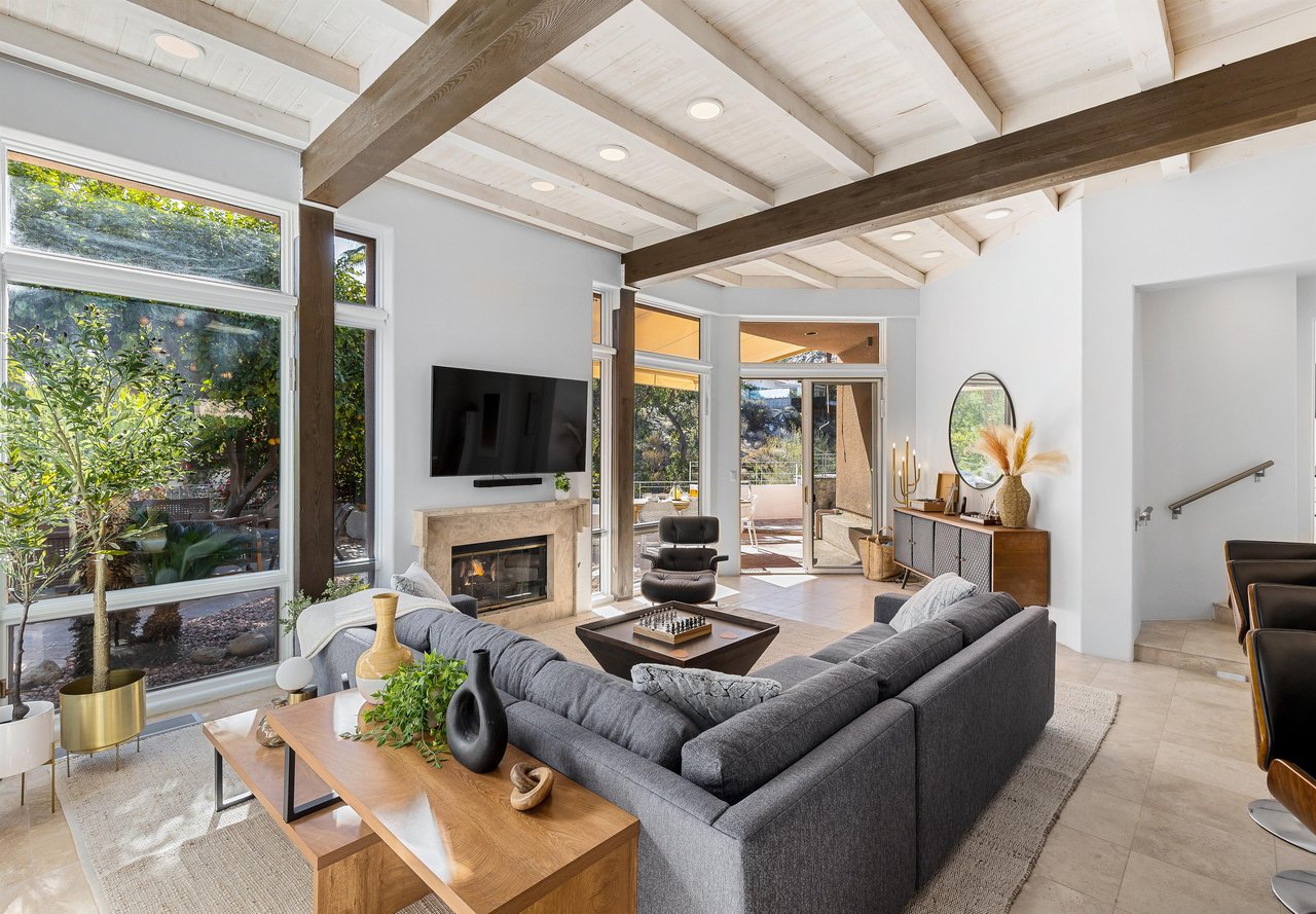 Gorgeous living room