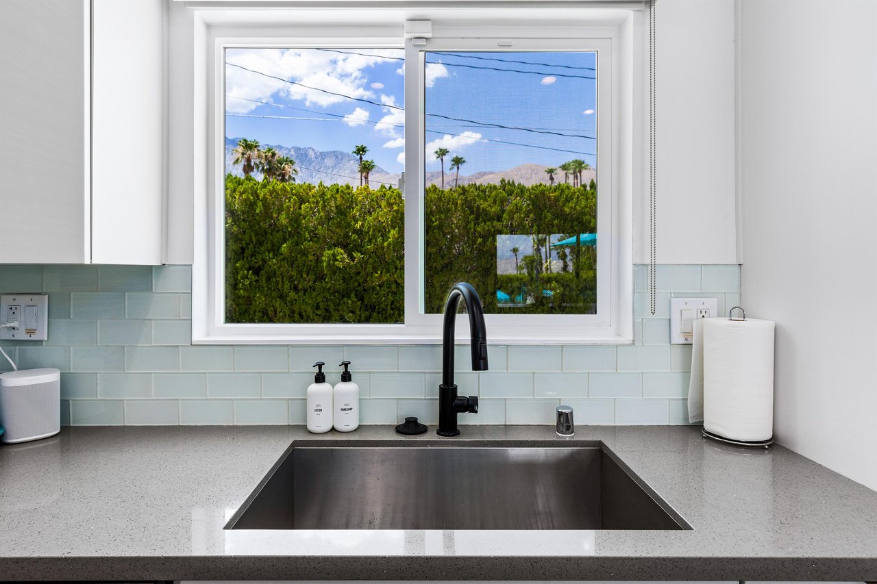 Kitchen Sink With Window