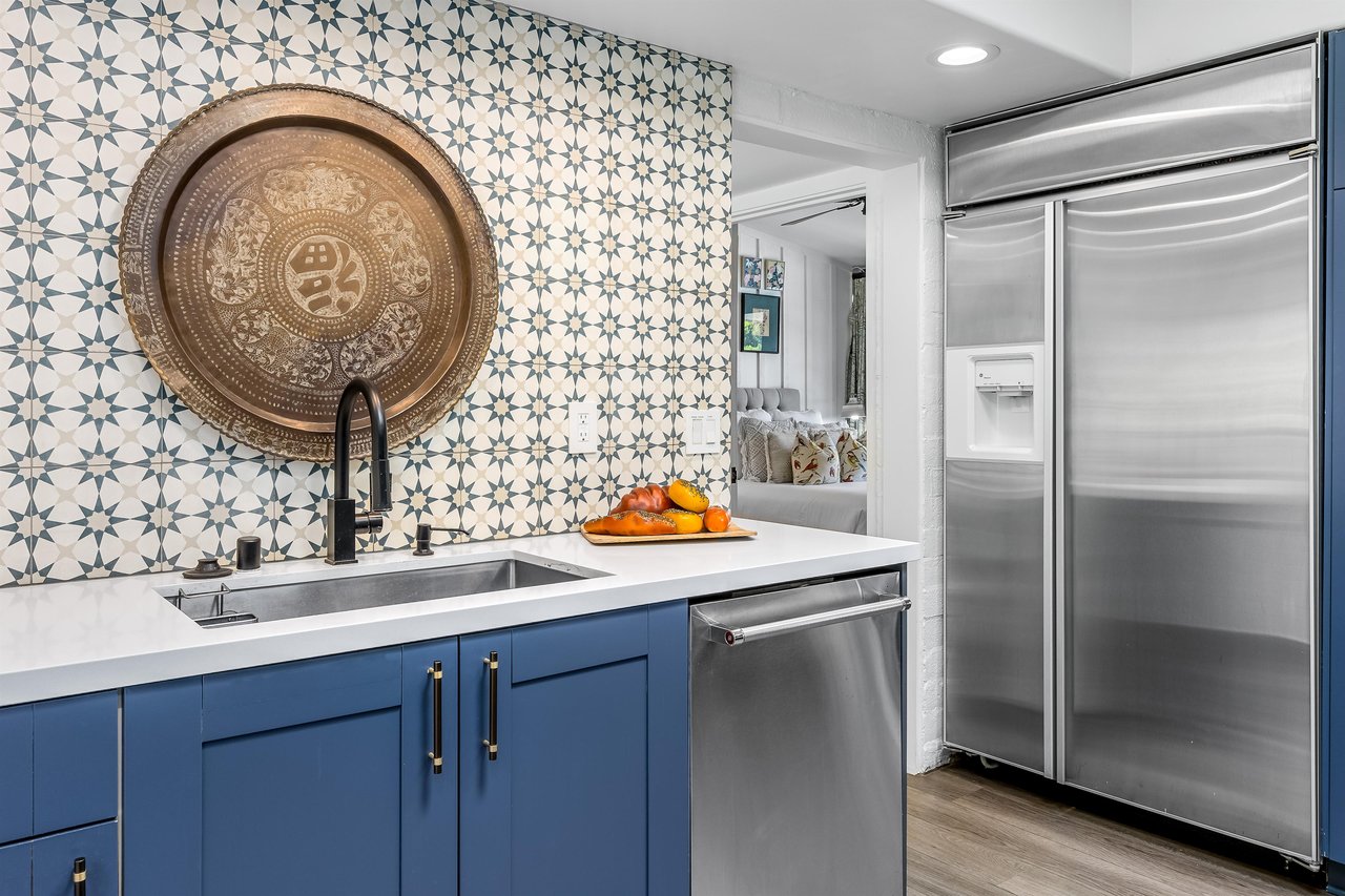 Stainless appliances