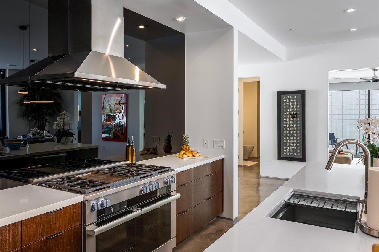 Sleek kitchen black mirror