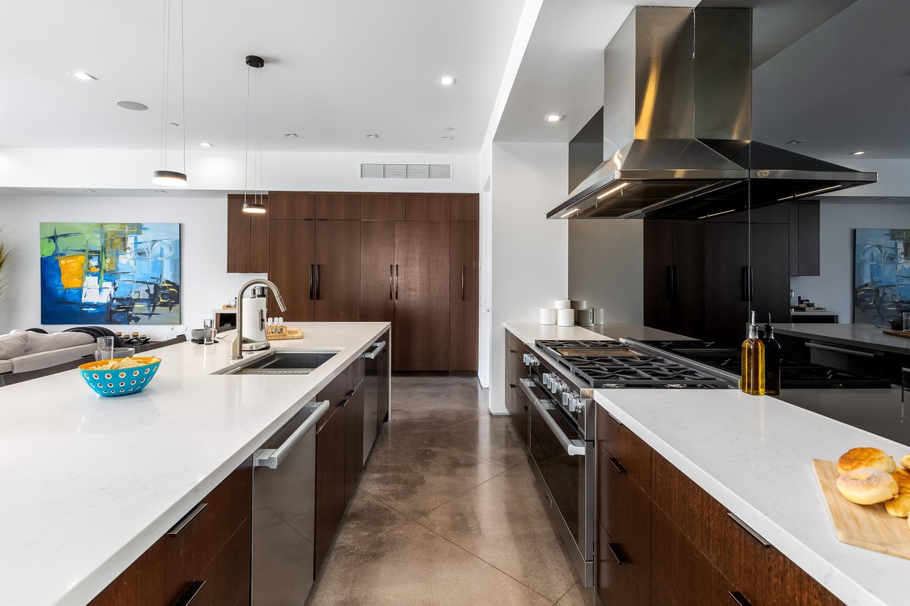 Upscale kitchen appliances