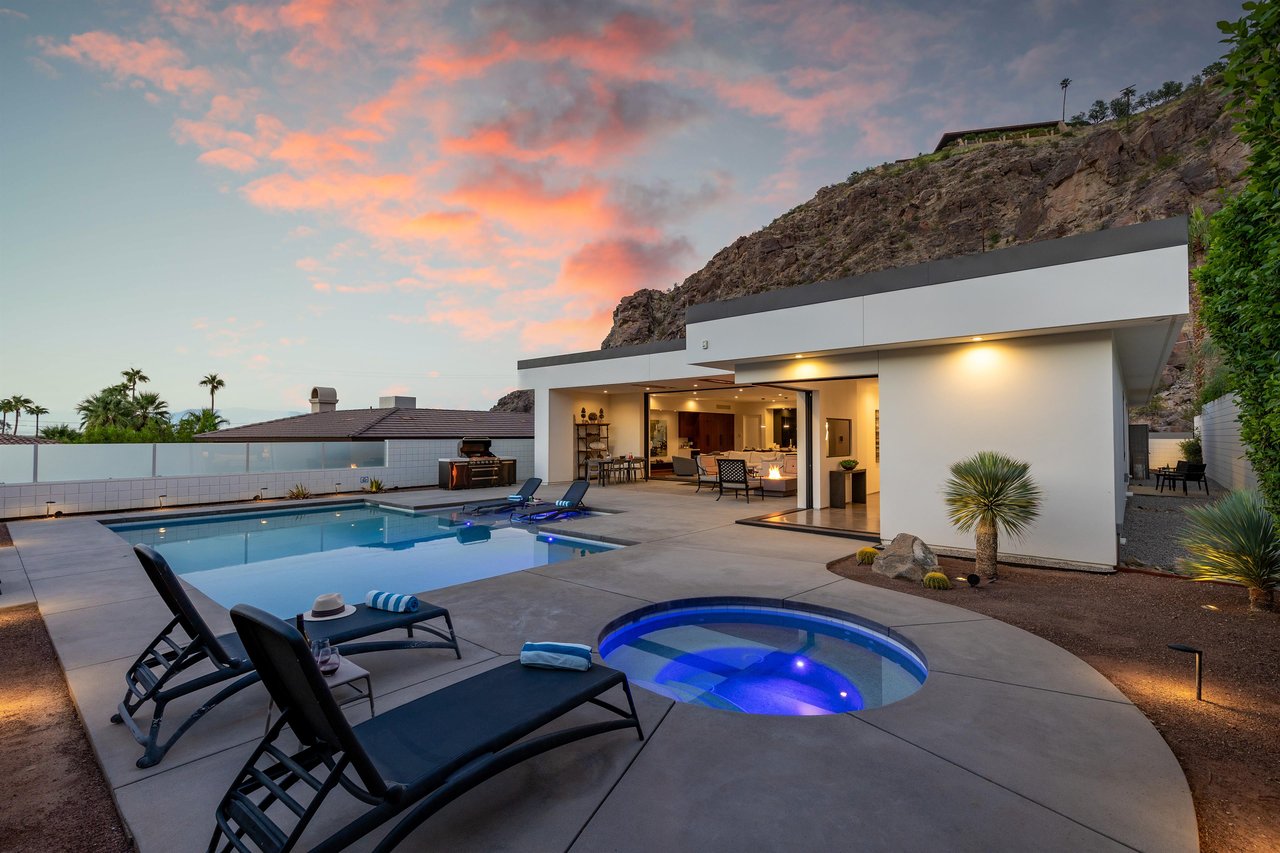 Fabulous resortstyled yard