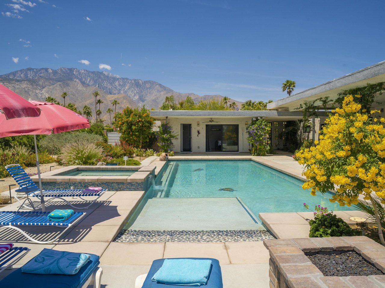 The perfect Palm Springs getaway