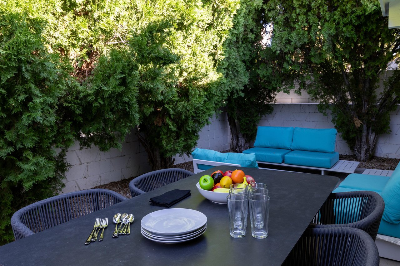 Table Setting With Fruit Bowl