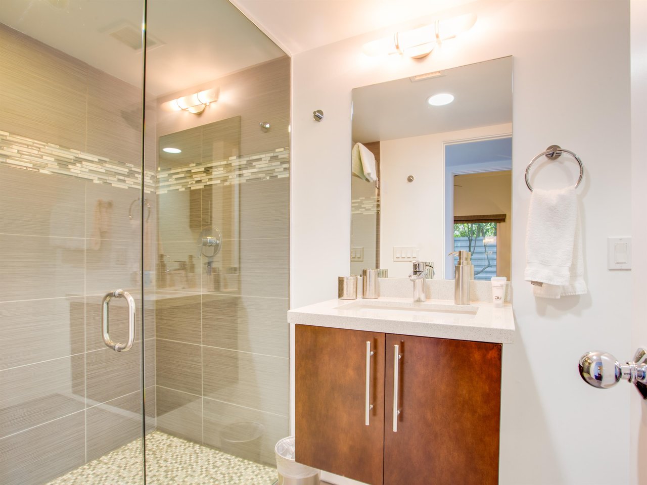 Luxurious bathroom fixtures