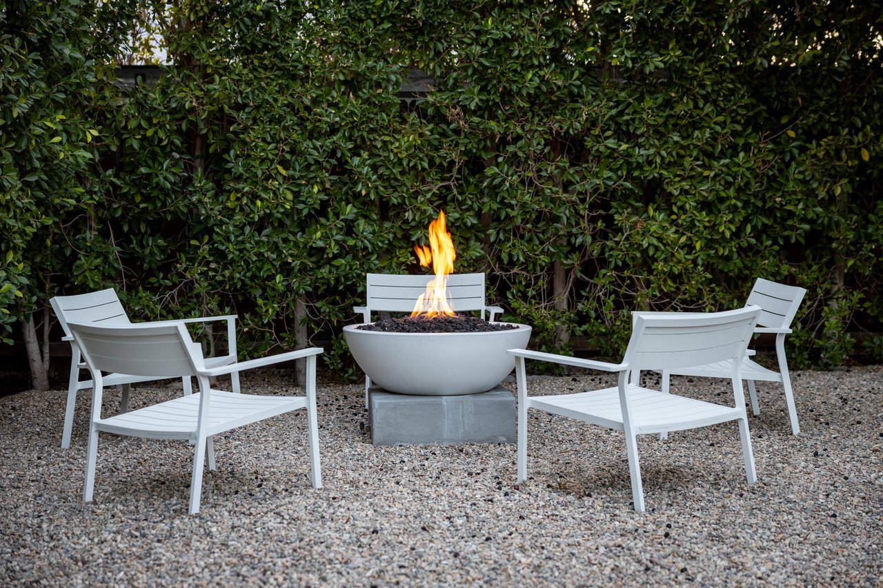 Chic outdoor firepit