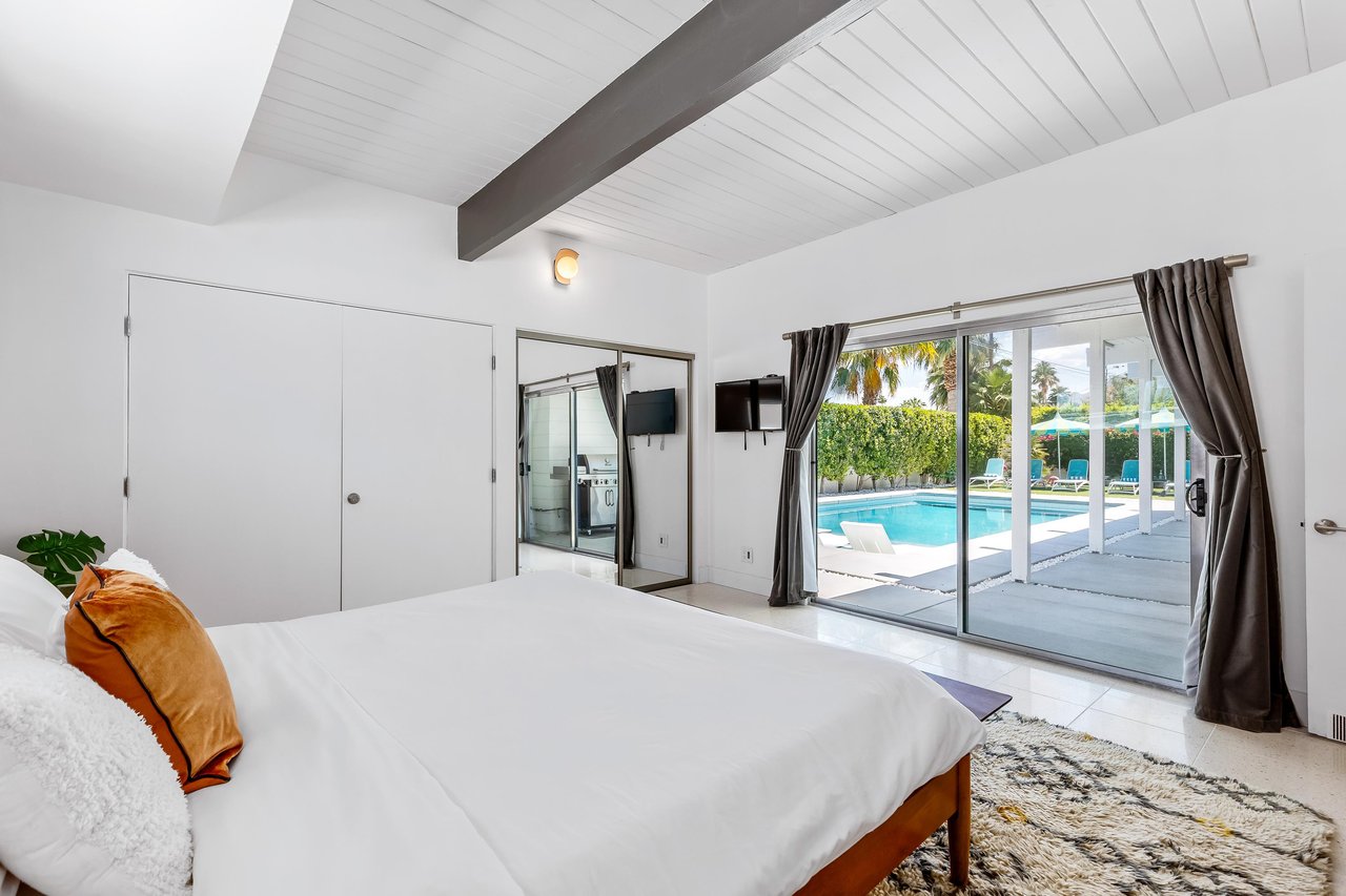 Beautiful guest bedroom