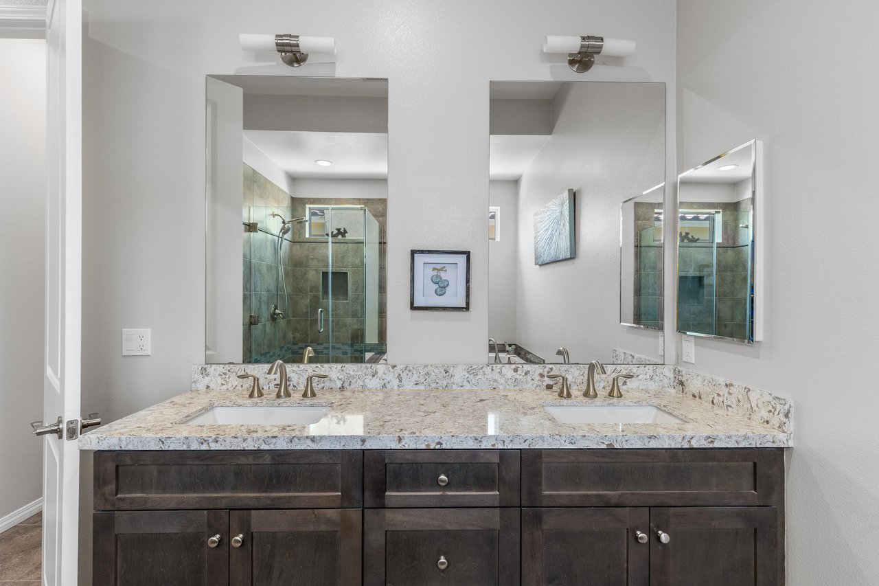 Primary bath double vanity sink