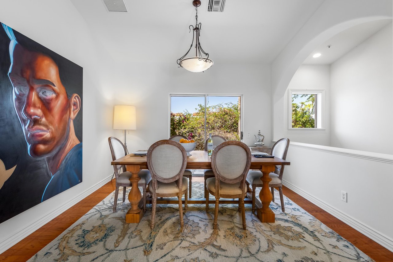 Indoor dining for six