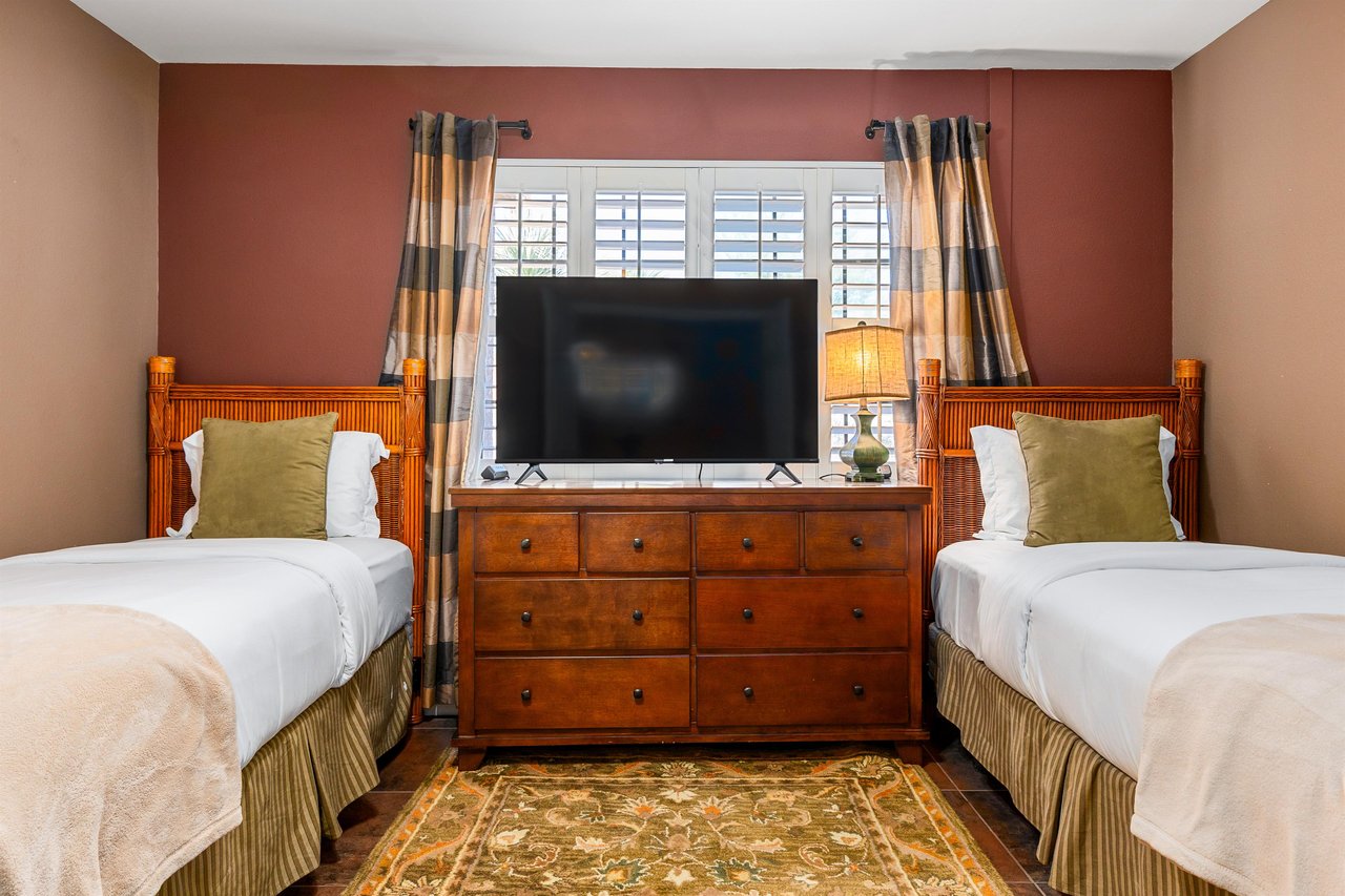 Guest bedroom with two twin beds
