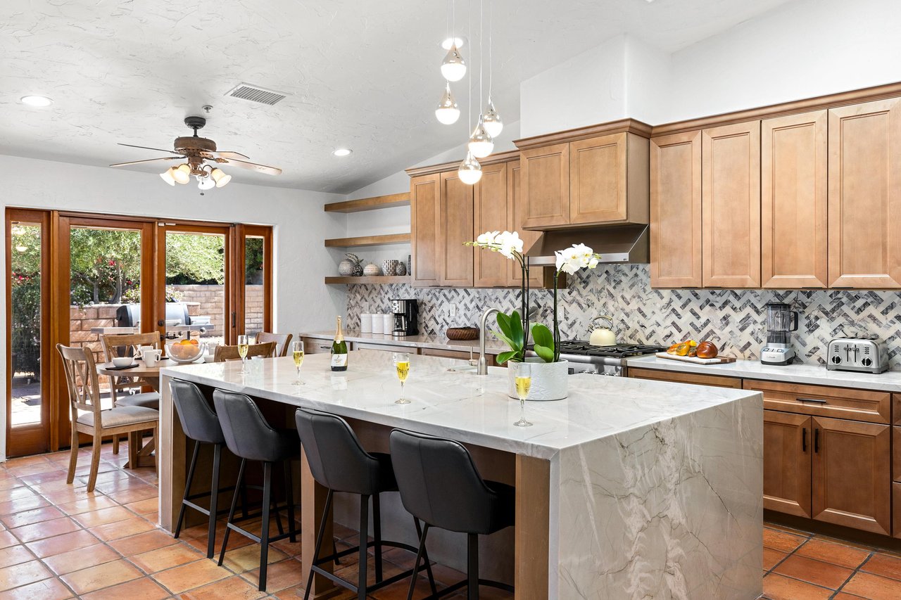 Stunning and recently upgraded chefs kitchen