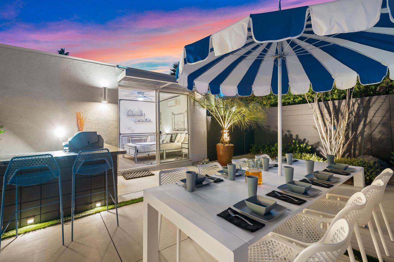 Al Fresco Dining for Eight