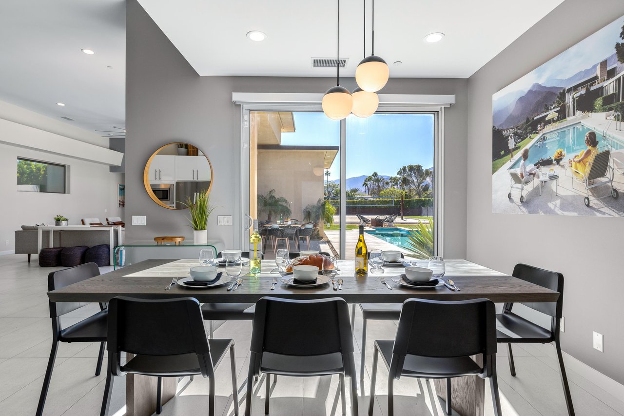 Dining for the entire family and friends