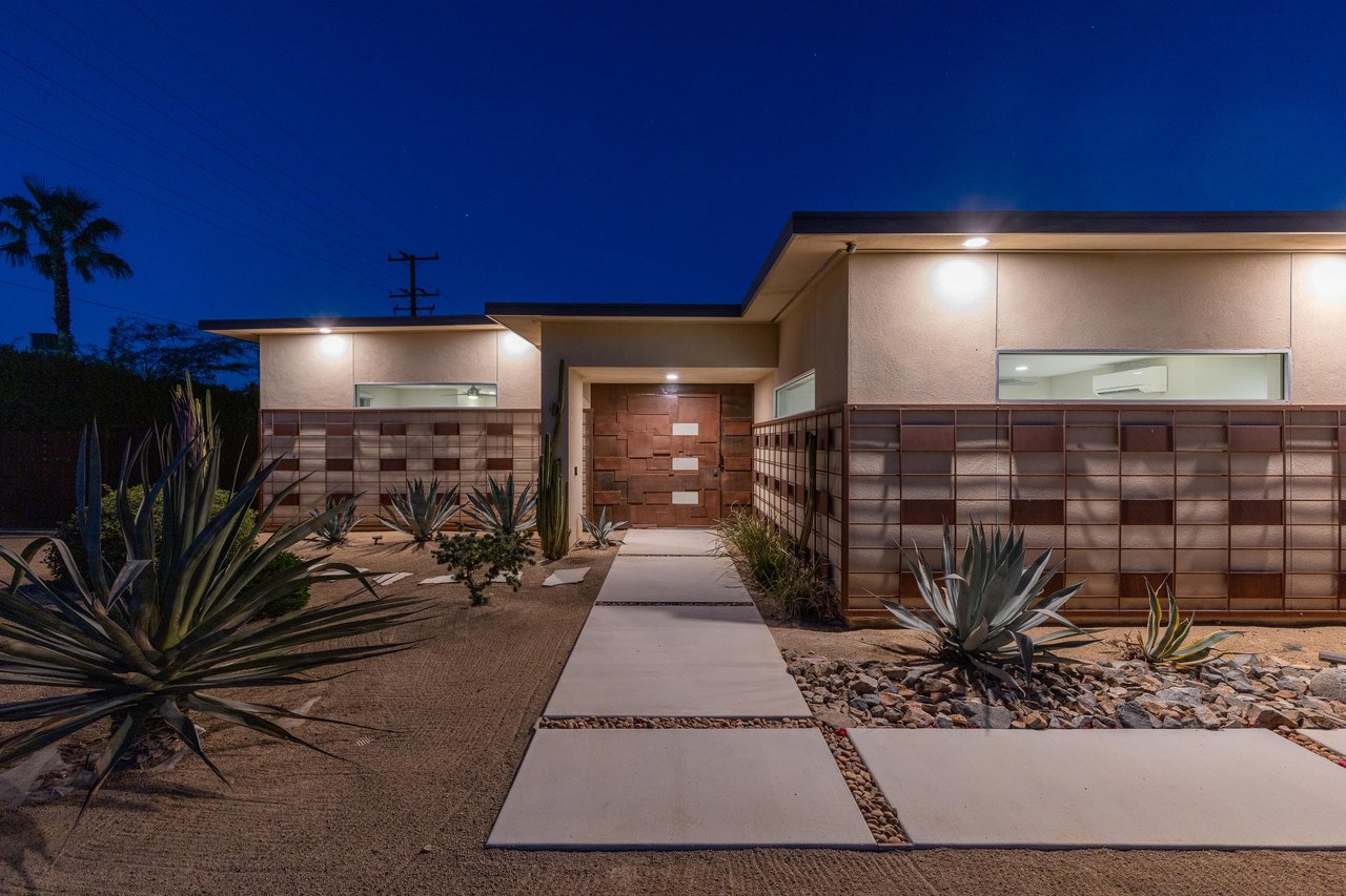 Welcome to Play and Stay Sanctuary