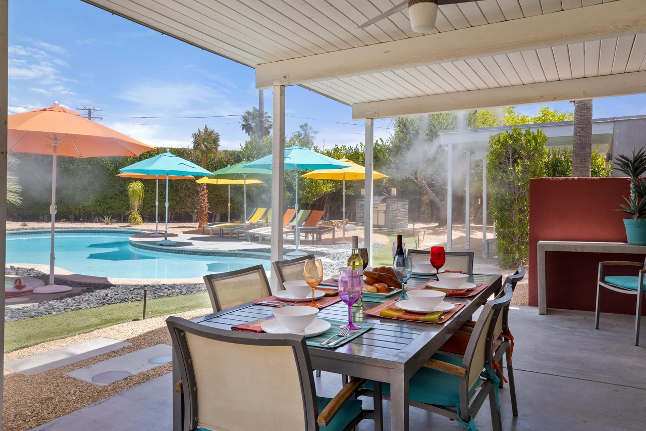 Covered al fresco dining with misters