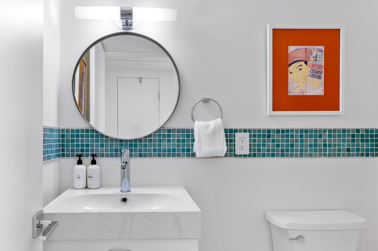 HalfBathroom next to the kitchen