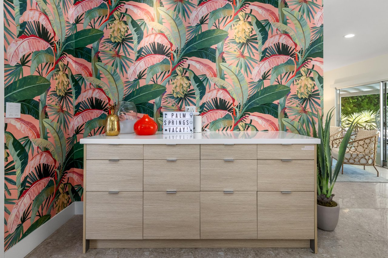 Welcome to The Modernist Retreat