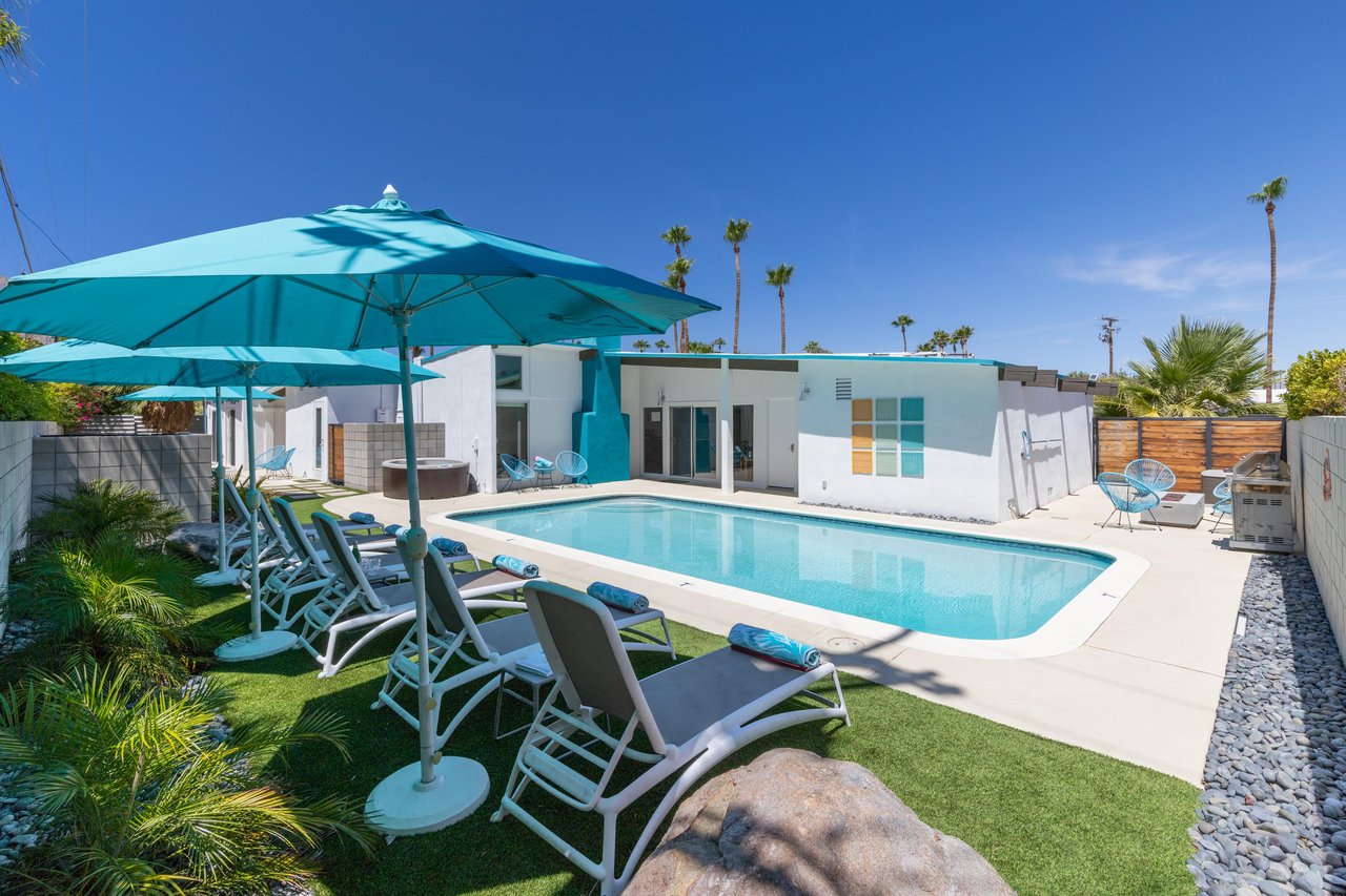 Gorgeous Pool and Outdoor Spoaces
