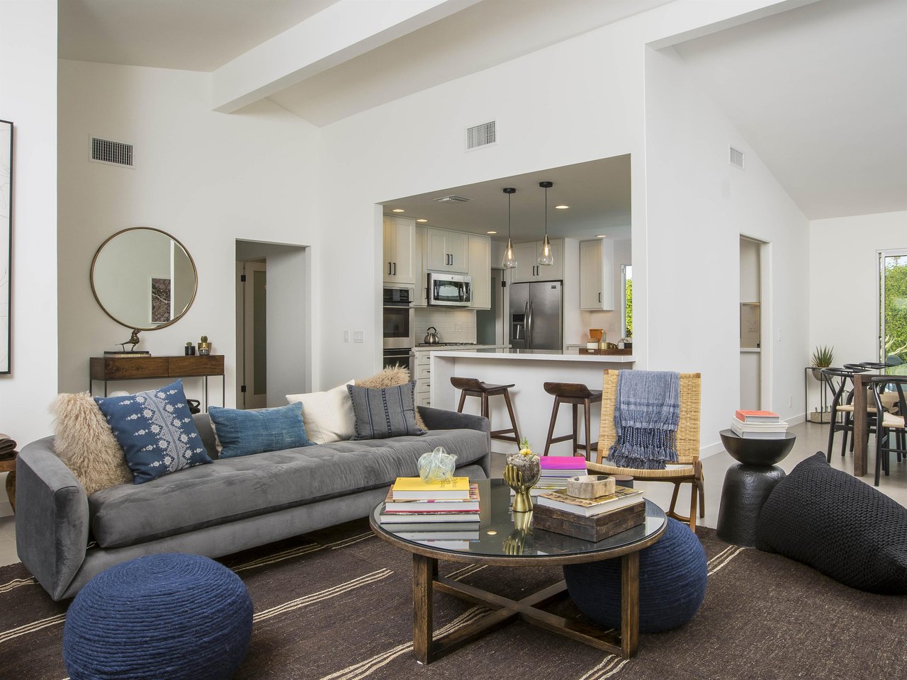 Luxurious living area