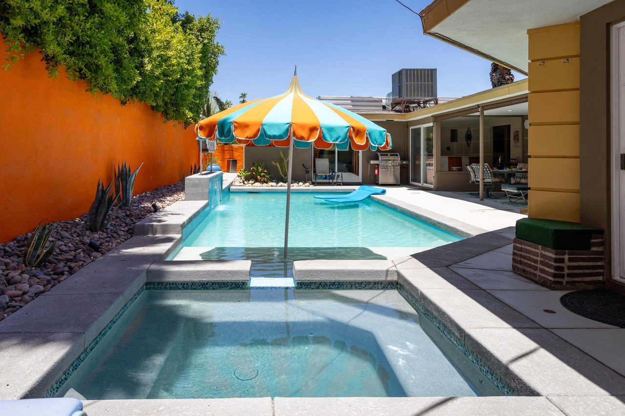 Gorgeous private pool and spa