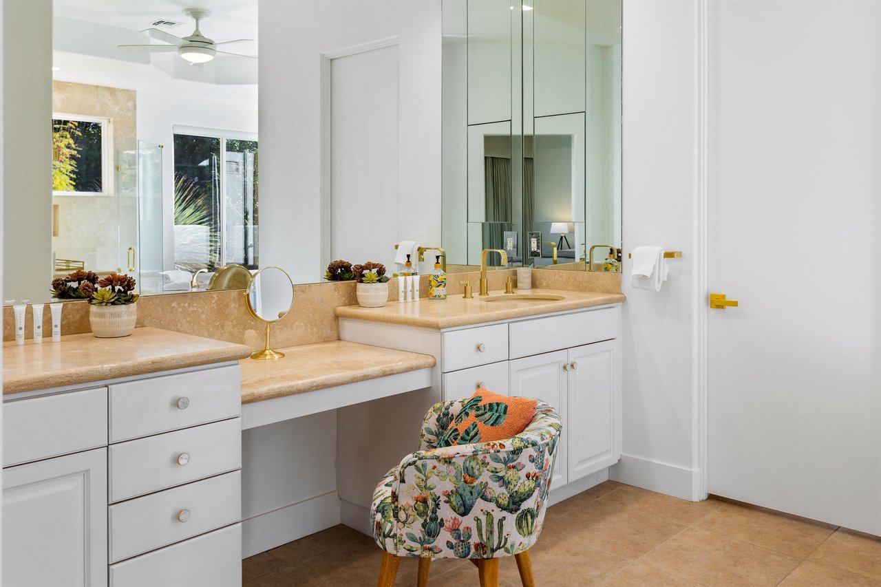 Stunning guest bathroom
