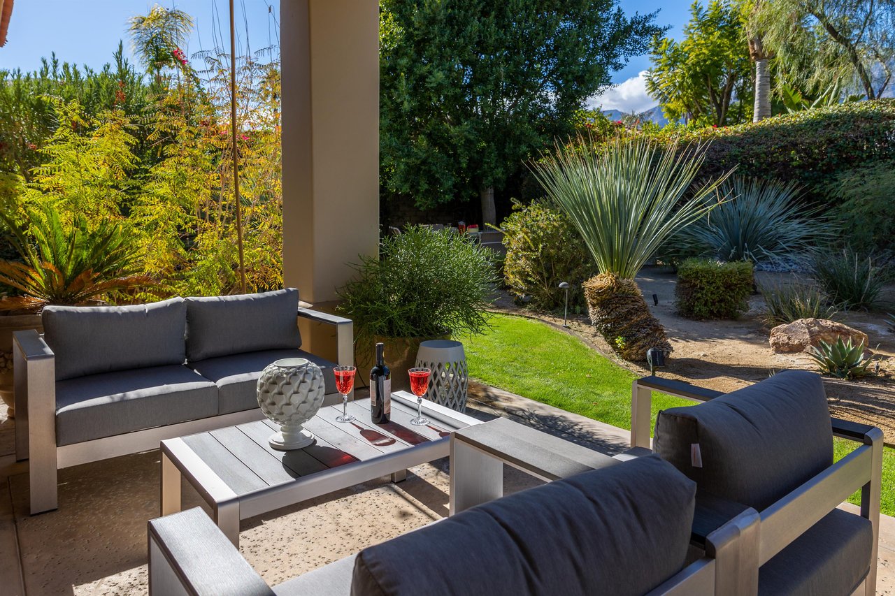 Outdoor rest and relaxation