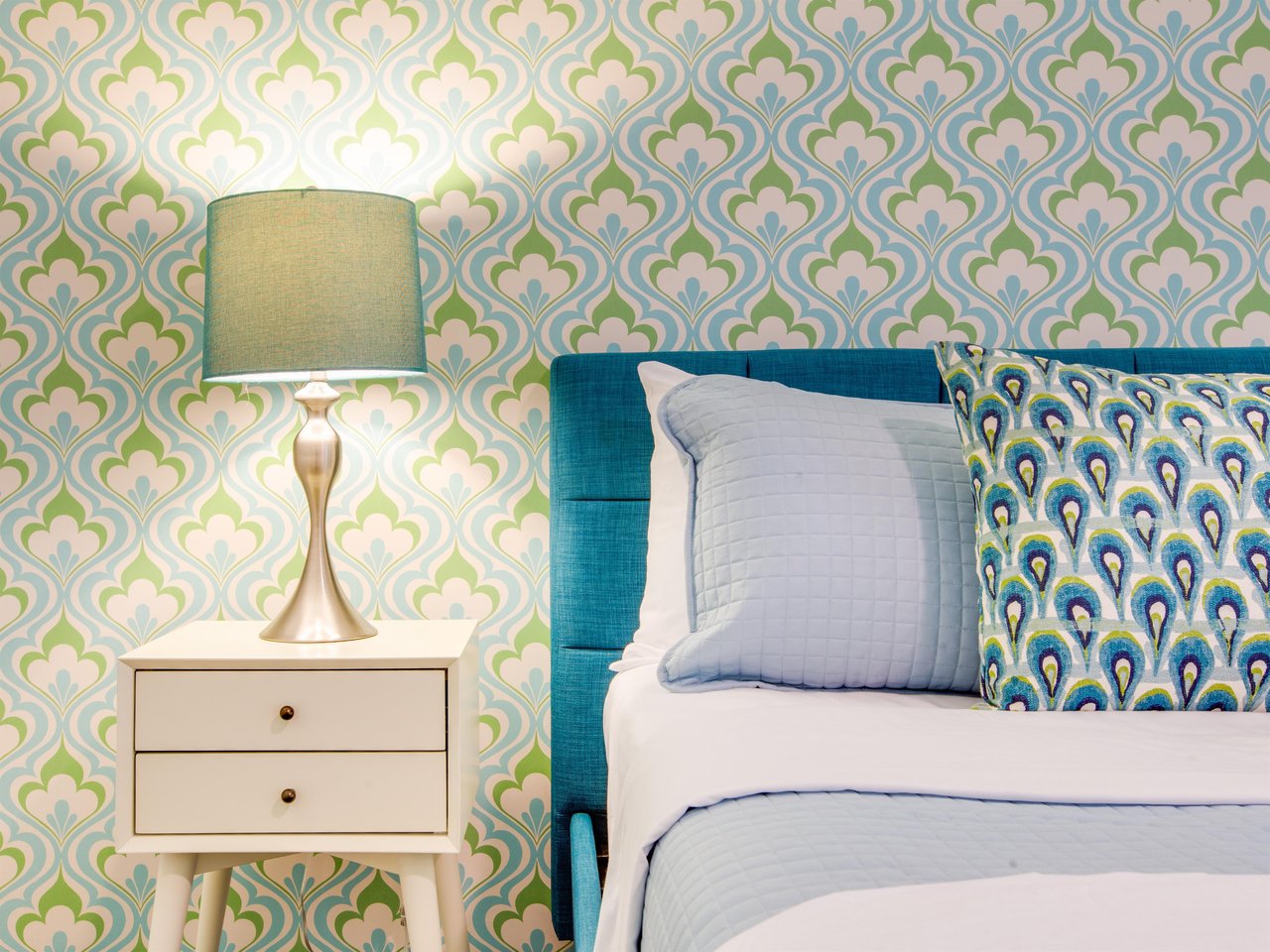 Pops of color in the bedrooms create that fun Palm Springs vibe