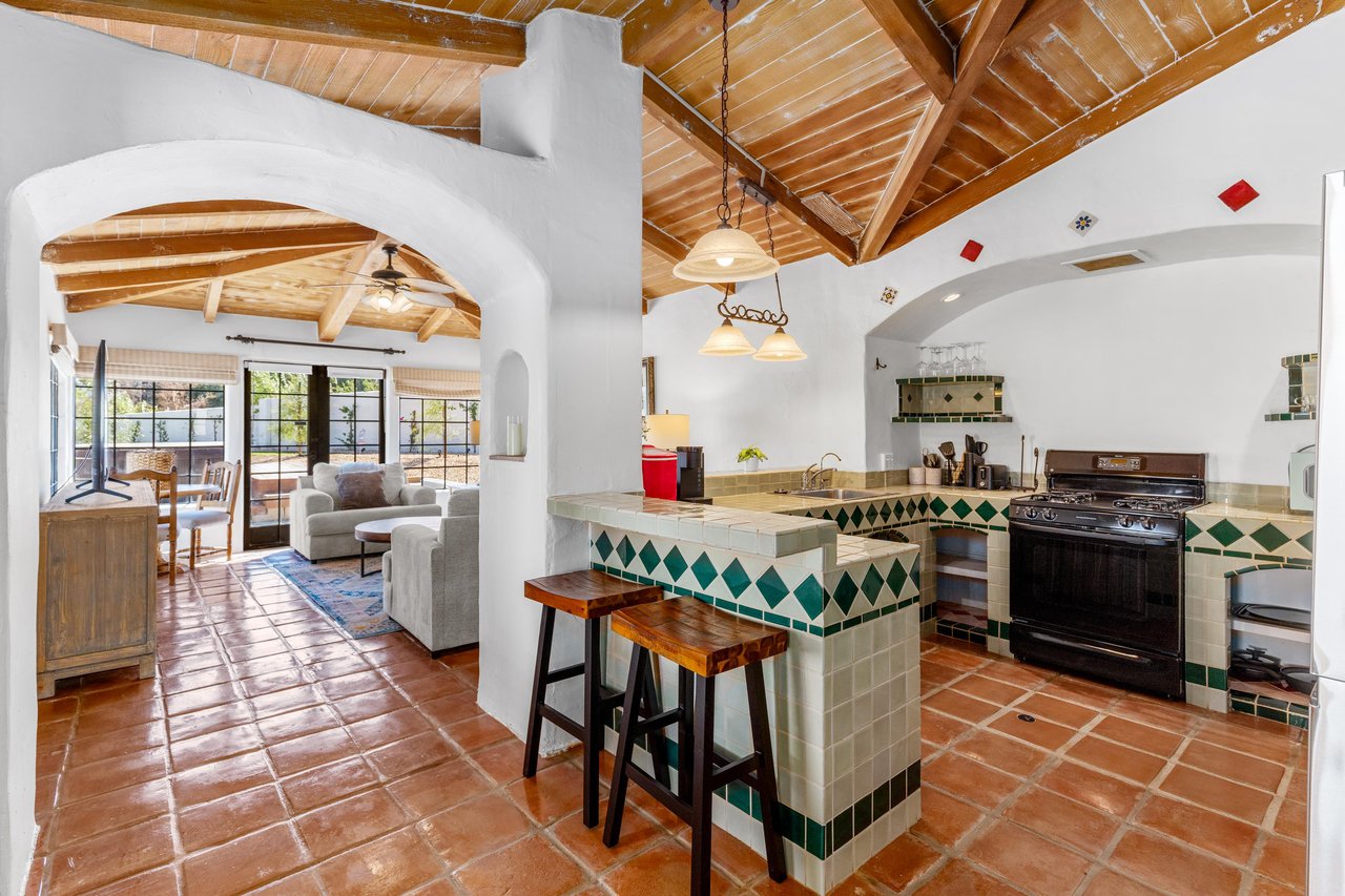 Casita kitchen