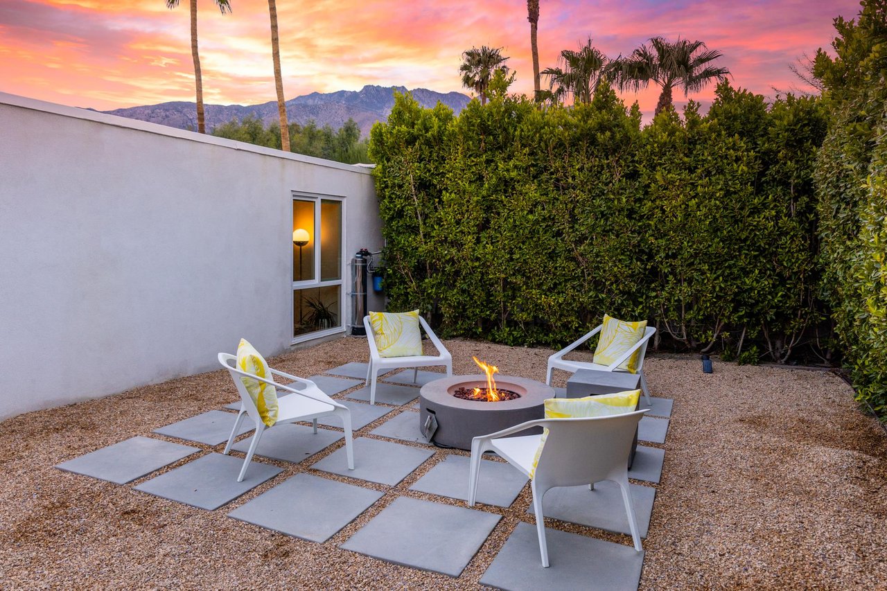 Great fire pit area to enjoy a cocktail at sunset